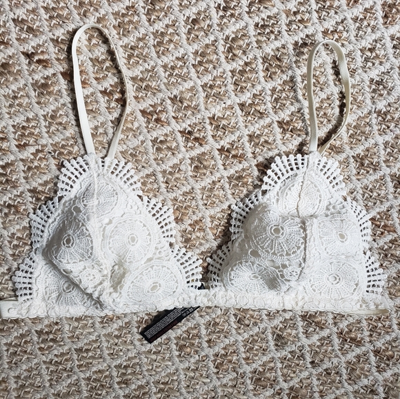 Urban Outfitters Other - 🔥SOLD Urban Outfitters Bralette New